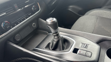 Nissan Qashqai 1.3 DiG-T MH N-Connecta 5dr Petrol Hatchback